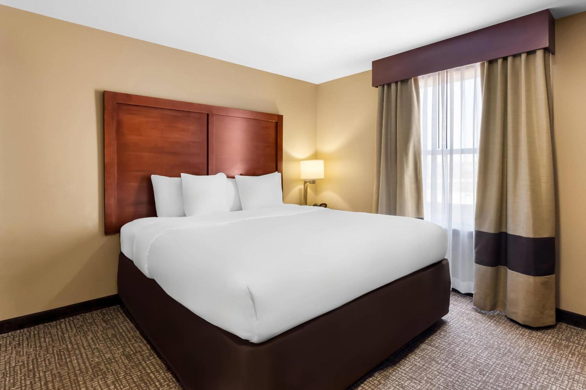 Comfort Suites Yukon - Sw Oklahoma City מראה חיצוני תמונה